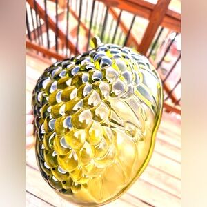 VTG Indiana Glass Co. MCM Avocado Green Pressed Glass  Grape Shaped Fruit Bowl